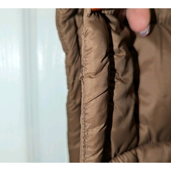 Unisex Size XL Reebok Green/Brown with Black Zipper Puffer Vest 100% Nylon Outer - Picture 5 of 7